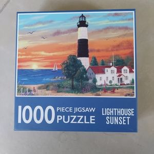 NWOT Jigsaw Puzzle